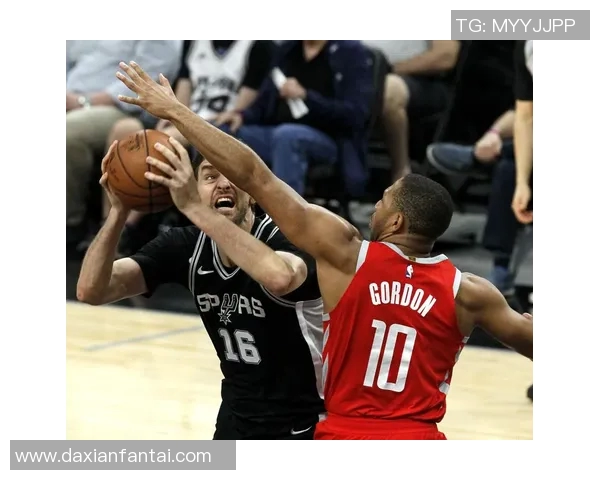 3月13日火箭对阵马刺精彩直播全程回顾与分析尽在360平台 3月13日火箭对阵马刺精彩直播全程回顾与分析尽在360平台