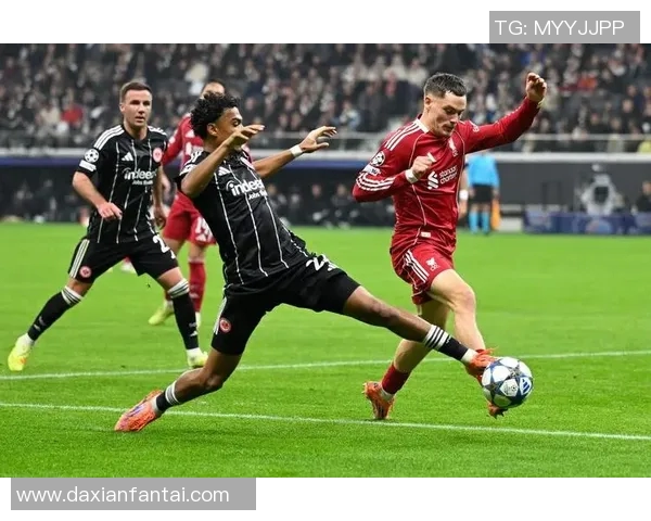 国际足球慈善赛利物浦与拜仁同场竞技助力公益事业